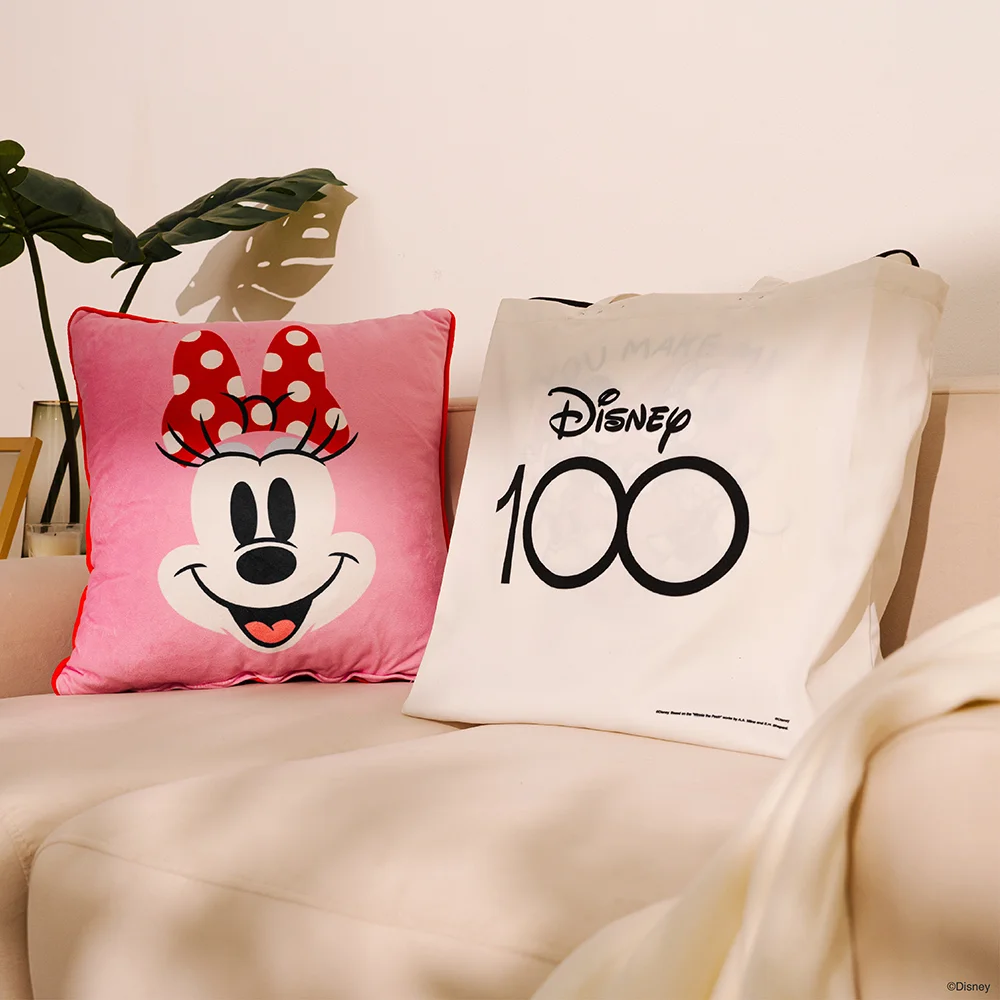 หมอน Disney รุ่น Collection ลาย Minnie Mouse ผ้าสีชมพู