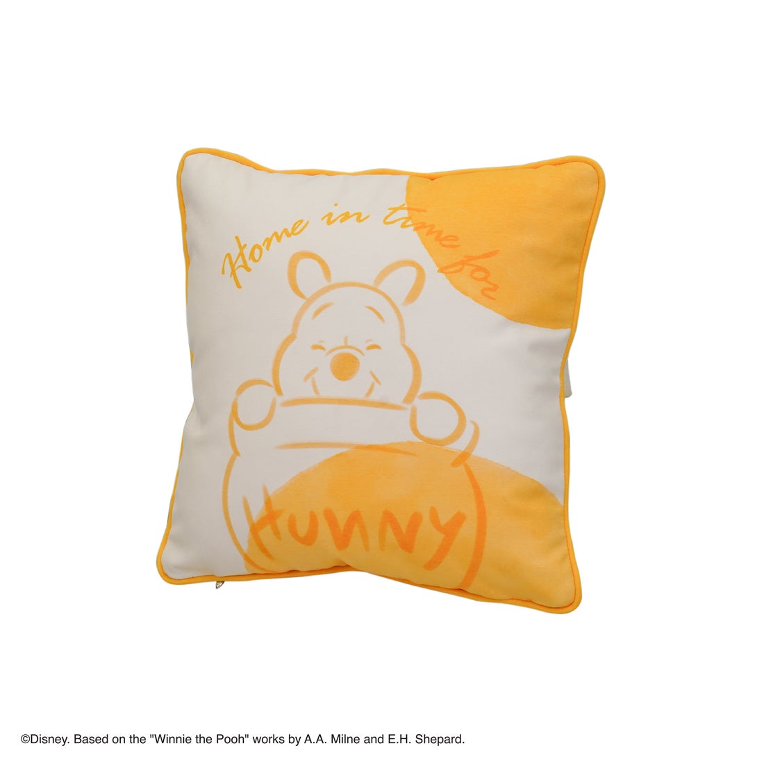 หมอน Disney รุ่น Collect WNP02 ลาย Winnie the pooh